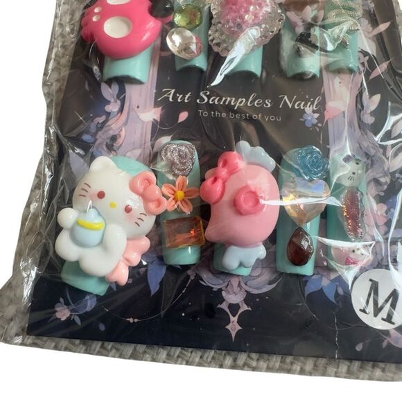 Nail Art- Cute Cartoon Nail Art Set Size Medium - Picture 3 of 13